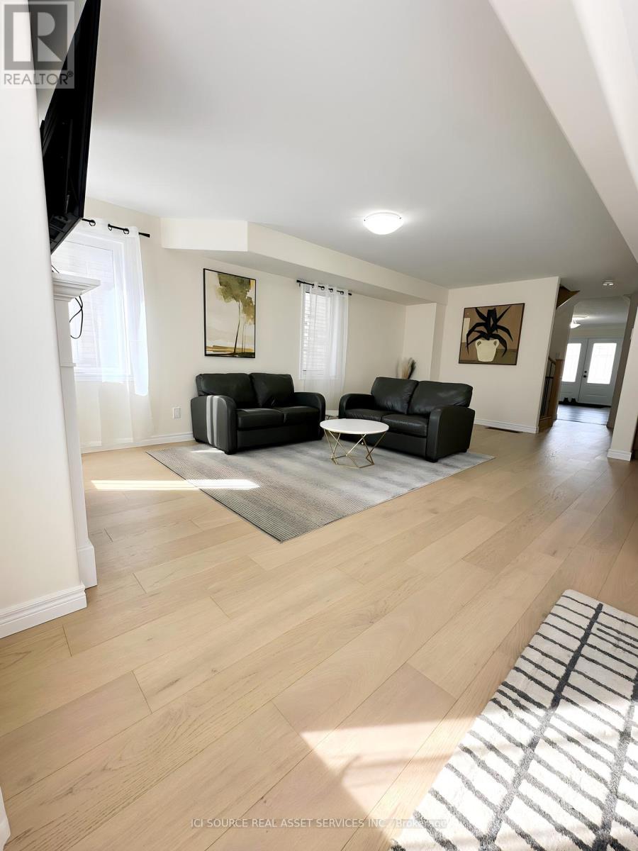 905 Bamford Terrace, Peterborough North (North), Ontario  K9K 0H3 - Photo 3 - X12022406