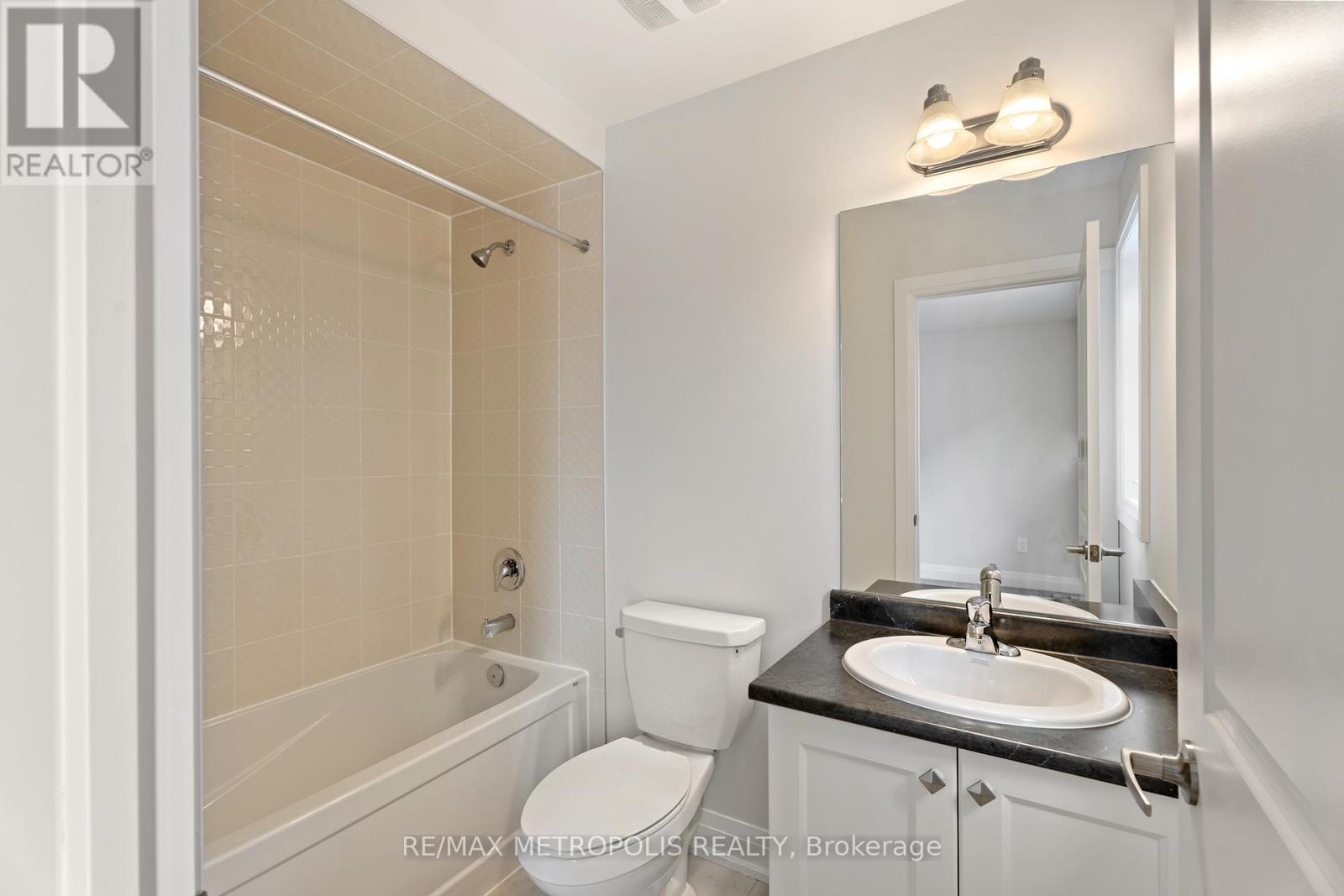 84 Butler Boulevard, Kawartha Lakes (Lindsay), Ontario  K9V 4R1 - Photo 21 - X12023453