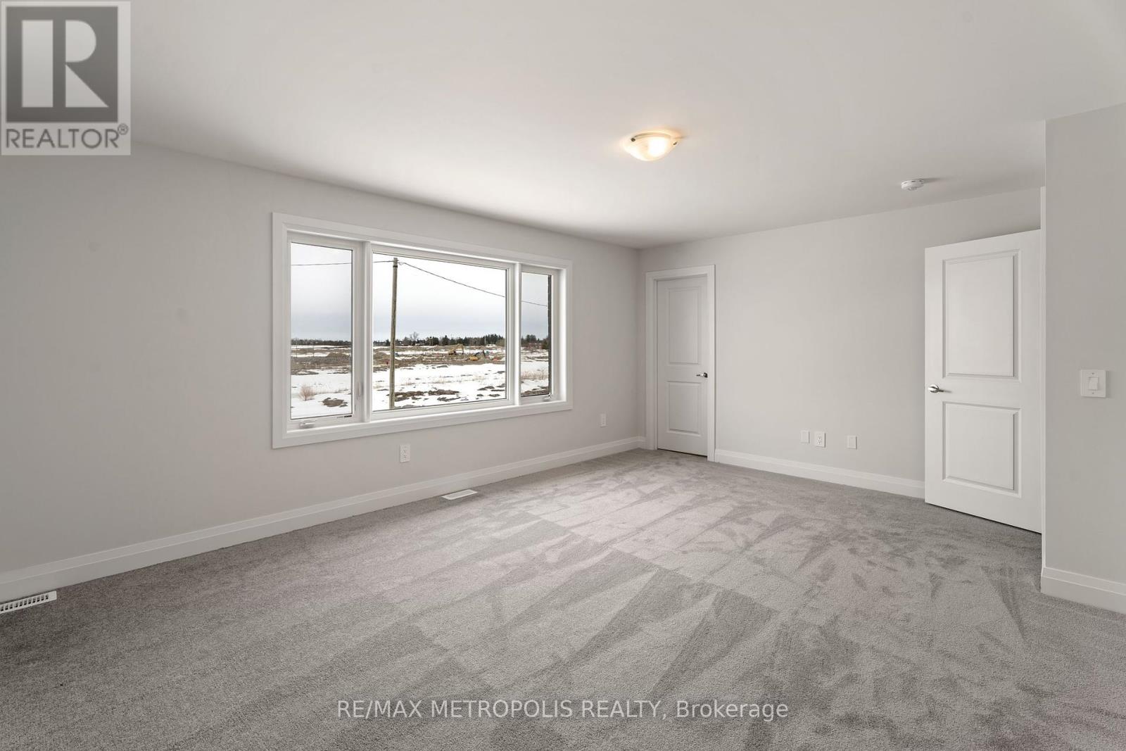 84 Butler Boulevard, Kawartha Lakes (Lindsay), Ontario  K9V 4R1 - Photo 28 - X12023453