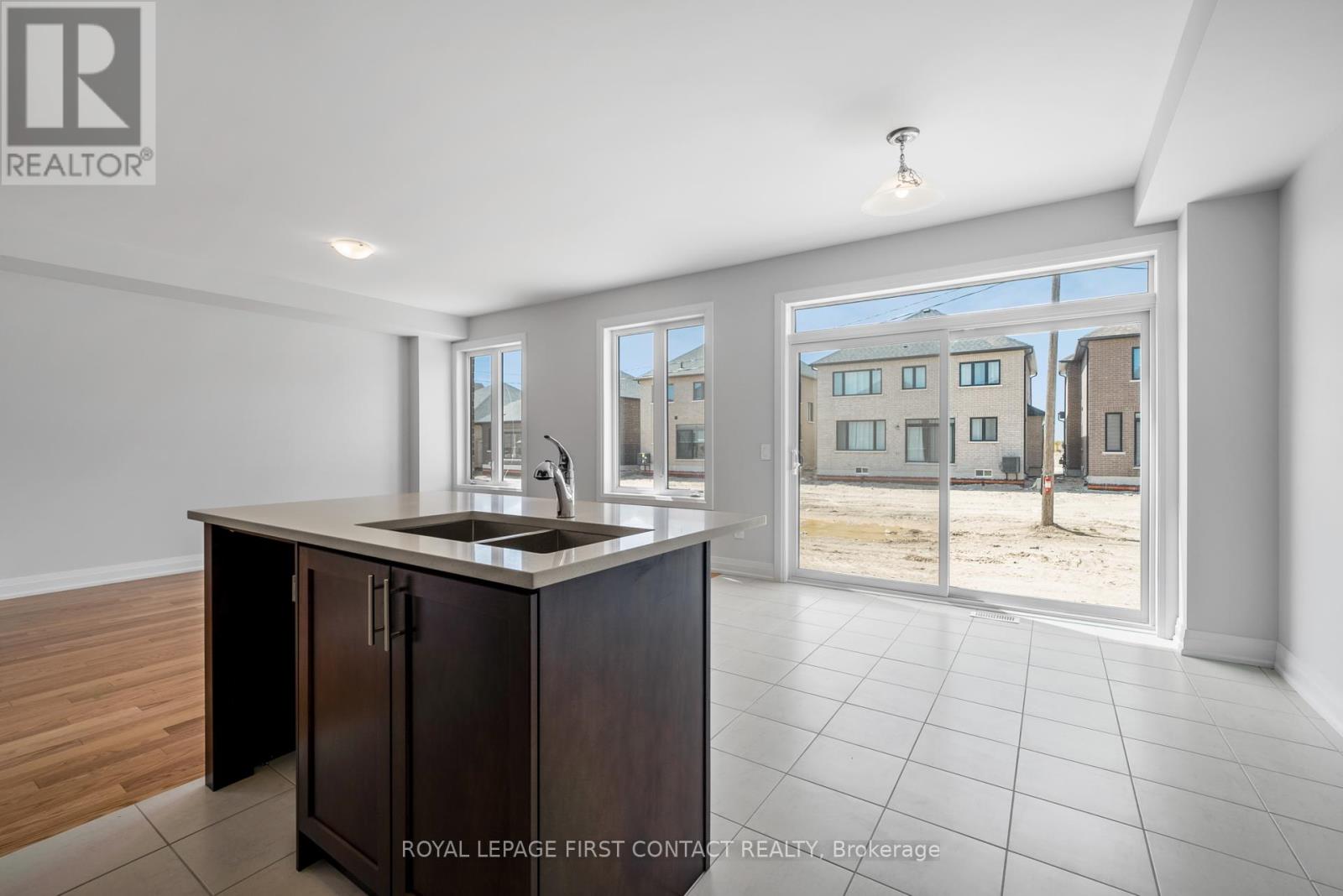 25 Corley Street, Kawartha Lakes (Lindsay), Ontario  K9V 6C2 - Photo 13 - X12023495