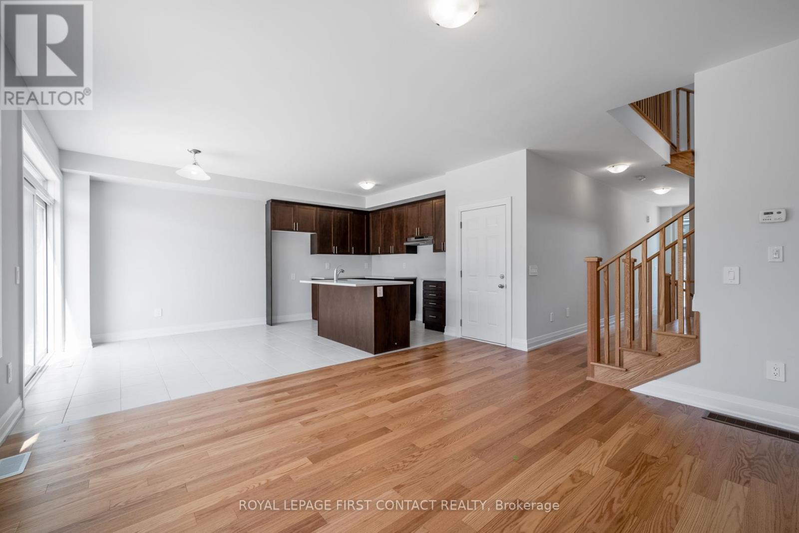 25 Corley Street, Kawartha Lakes (Lindsay), Ontario  K9V 6C2 - Photo 5 - X12023495