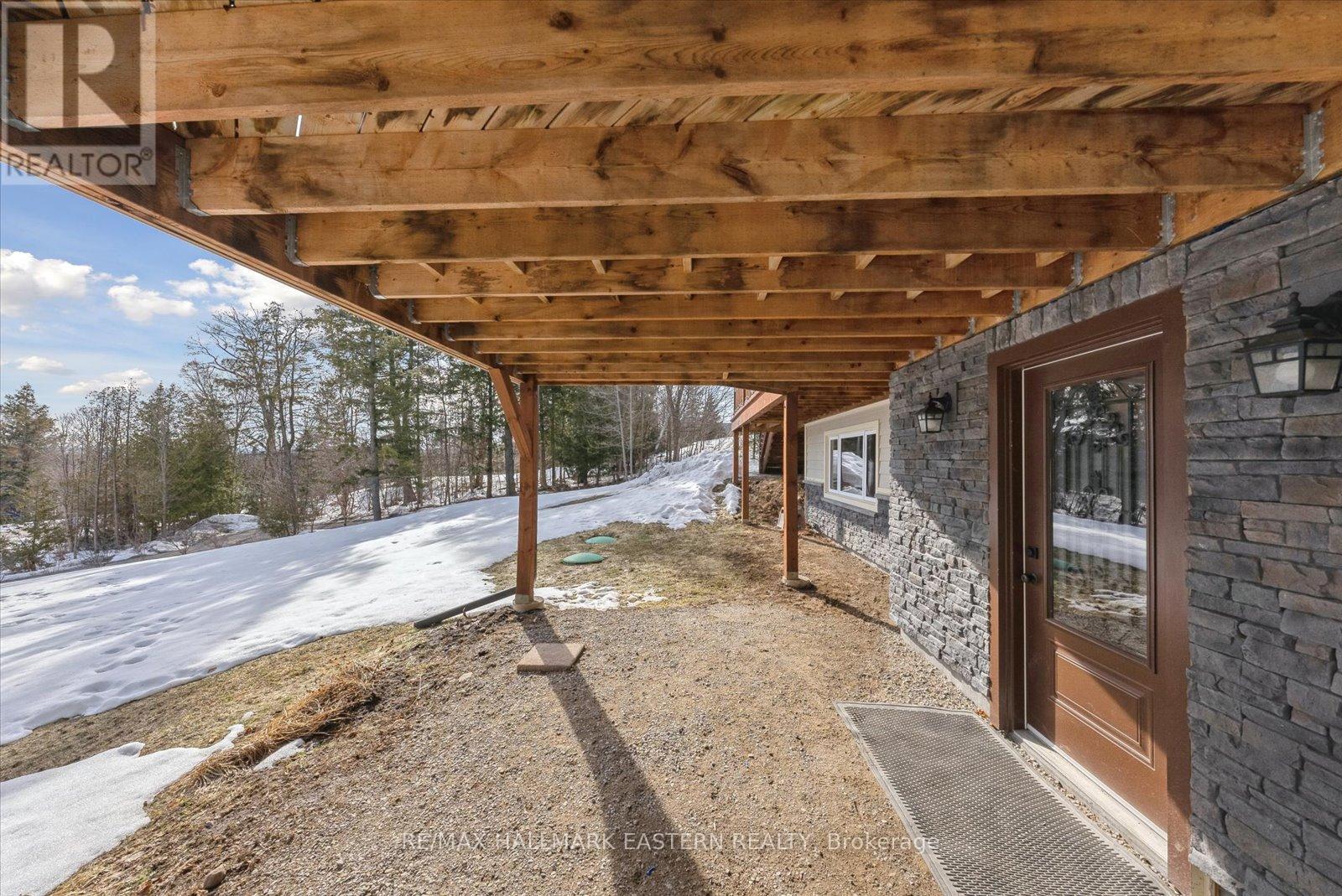 23 Woodland Trail, Kawartha Lakes (Manvers), Ontario  L0A 1A0 - Photo 34 - X12023768