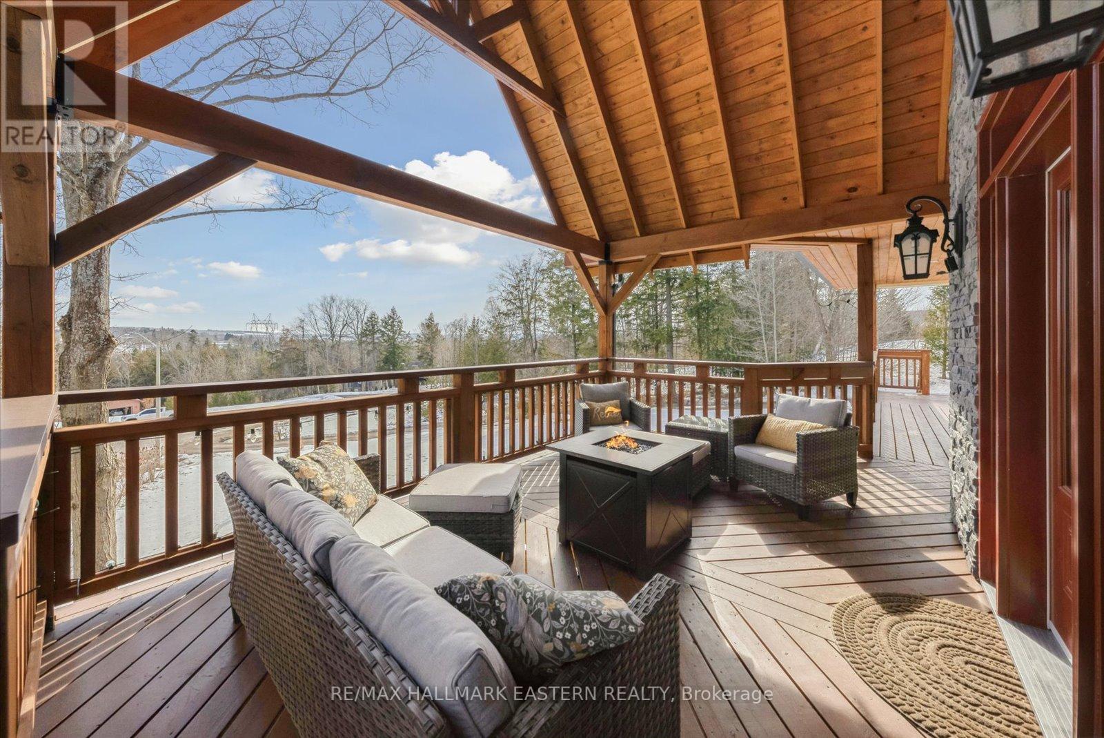 23 Woodland Trail, Kawartha Lakes (Manvers), Ontario  L0A 1A0 - Photo 4 - X12023768