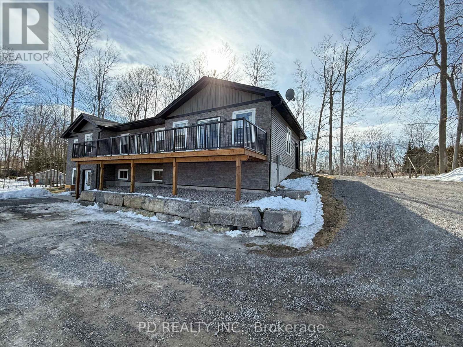 2 EAST STREET, kawartha lakes (manvers), Ontario