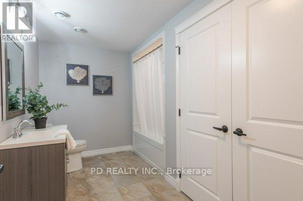 2 East Street, Kawartha Lakes (Manvers), Ontario  L0A 1A0 - Photo 20 - X12024432