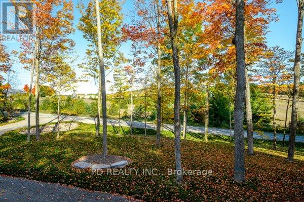 2 East Street, Kawartha Lakes (Manvers), Ontario  L0A 1A0 - Photo 31 - X12024432
