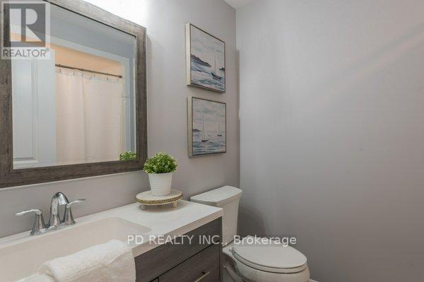 2 East Street, Kawartha Lakes (Manvers), Ontario  L0A 1A0 - Photo 36 - X12024432