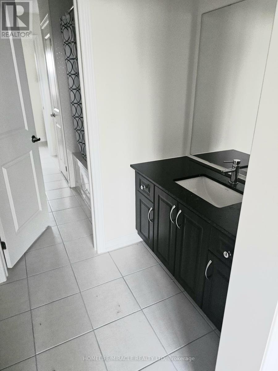 101 Golden Meadows Drive, Otonabee-South Monaghan, Ontario  K9J 0K8 - Photo 6 - X12024693