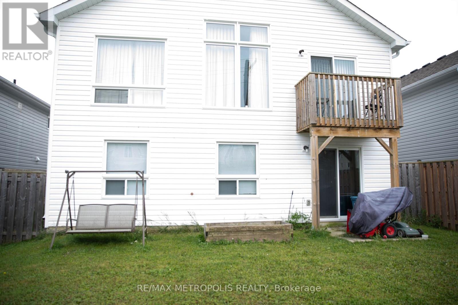 14 Lisbeth Crescent, Kawartha Lakes (Lindsay), Ontario  K9V 0B7 - Photo 35 - X12024813