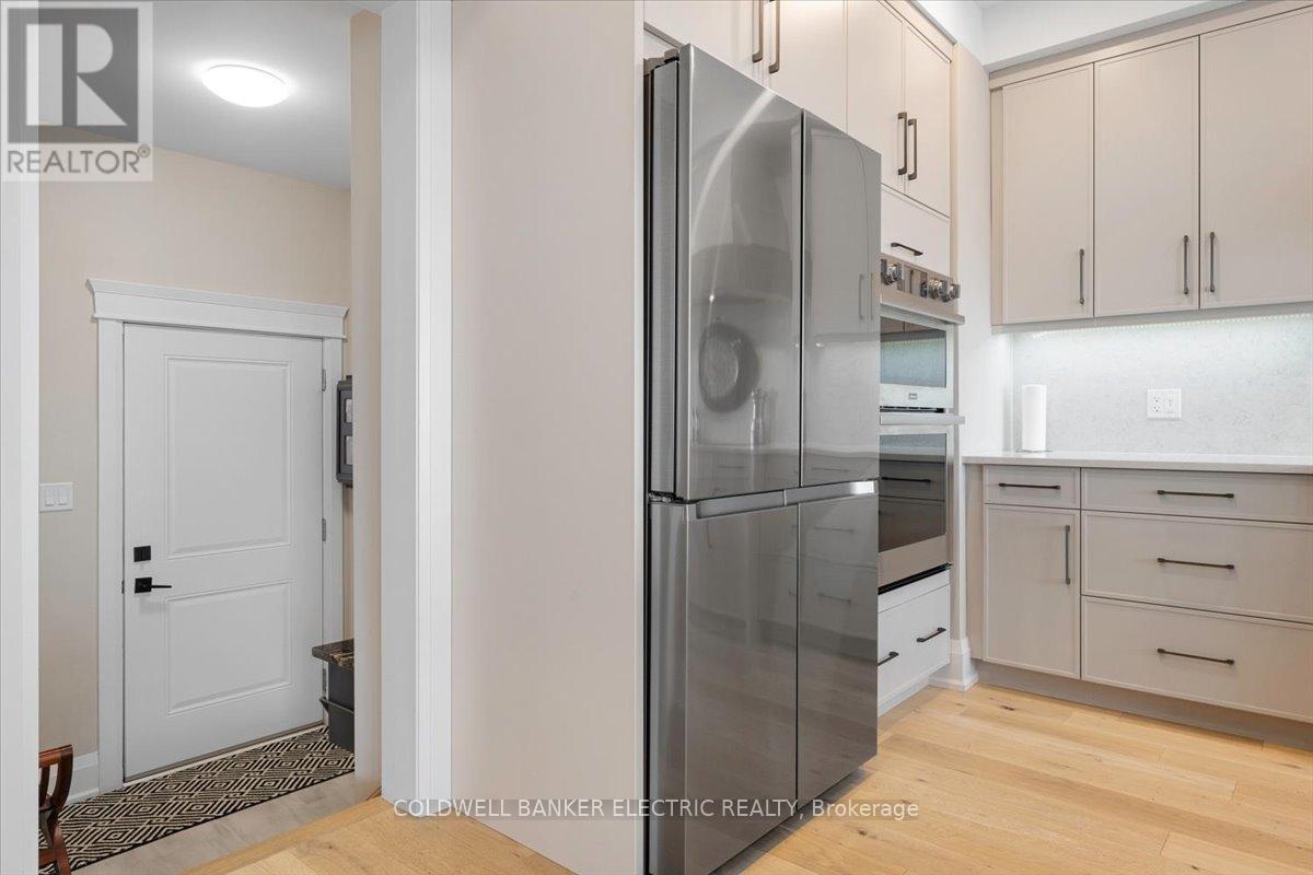 78 York Drive, Peterborough North (North), Ontario  K9K 0H7 - Photo 20 - X12025404