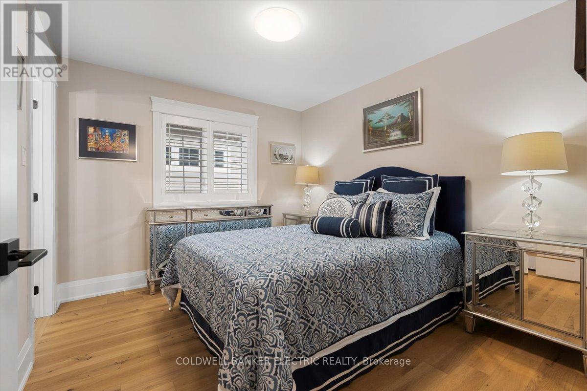 78 York Drive, Peterborough North (North), Ontario  K9K 0H7 - Photo 37 - X12025404