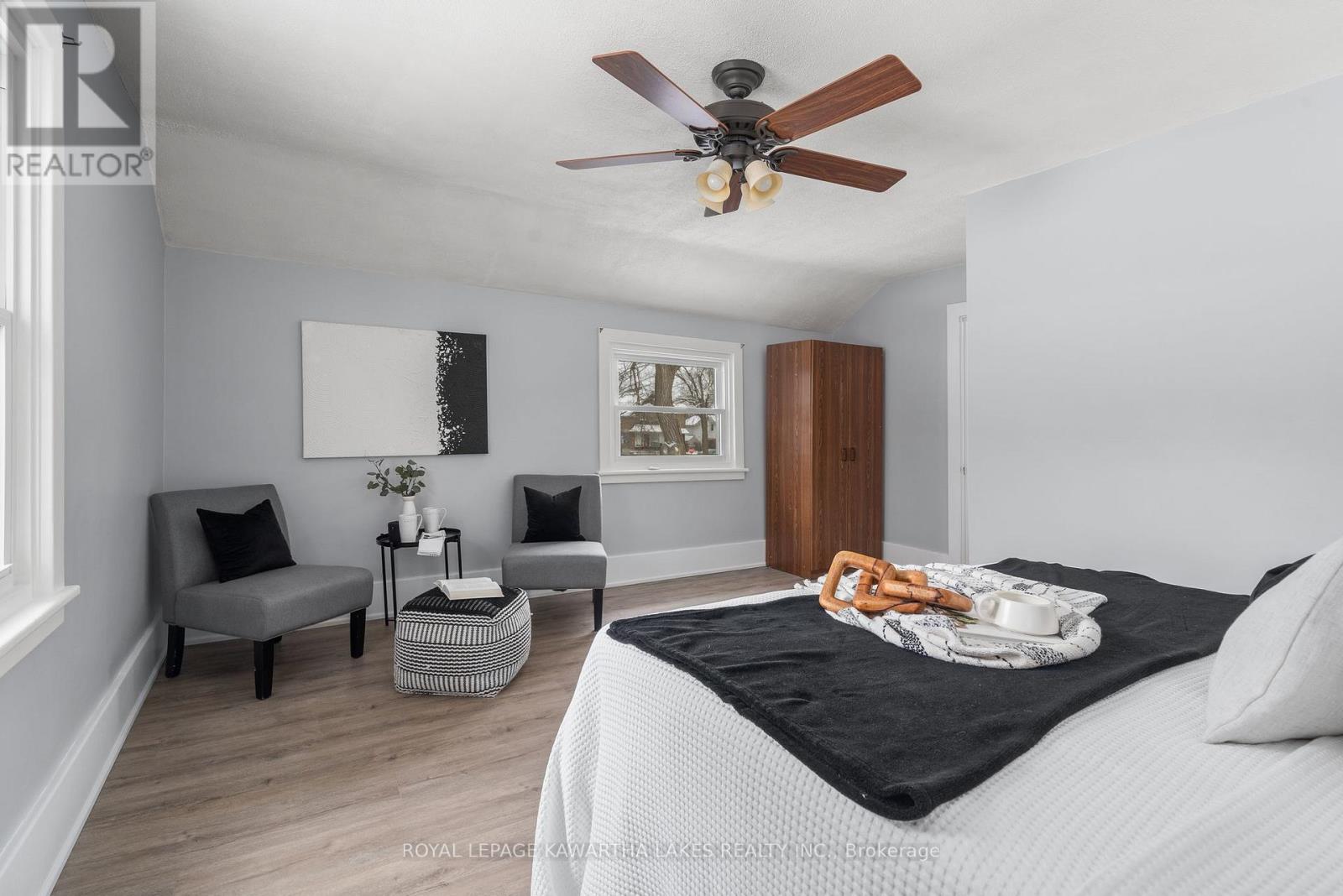 18 Bond Street W, Kawartha Lakes (Lindsay), Ontario  K9V 3P6 - Photo 15 - X12026274