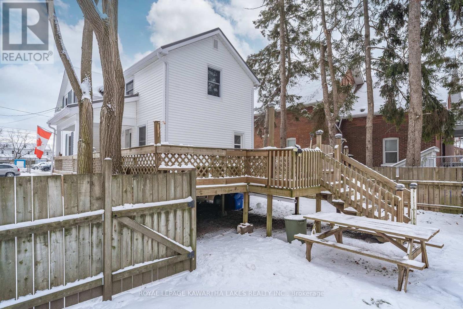 18 Bond Street W, Kawartha Lakes (Lindsay), Ontario  K9V 3P6 - Photo 17 - X12026274