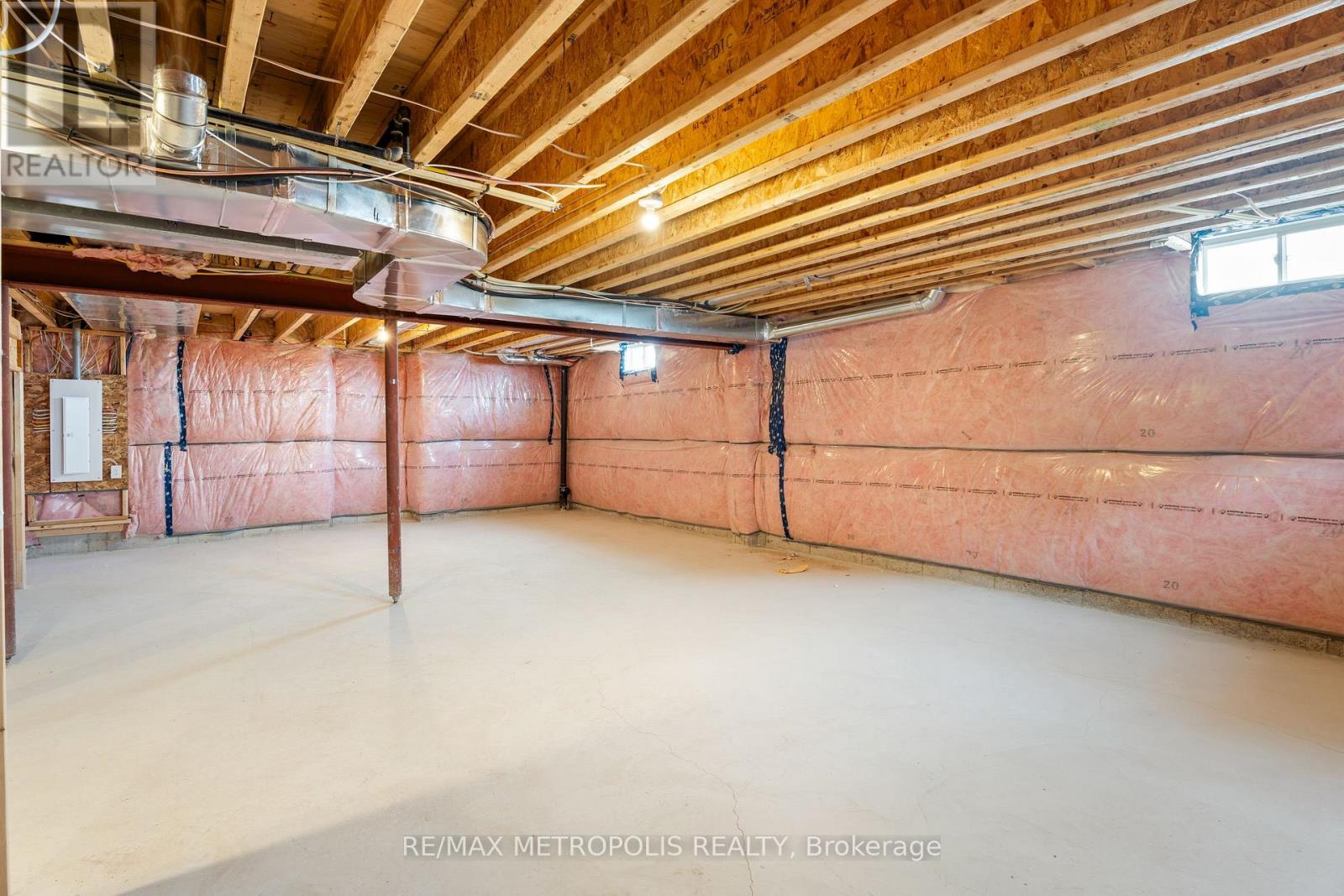 110 Butler Boulevard, Kawartha Lakes (Lindsay), Ontario  K9V 6A9 - Photo 17 - X12026826