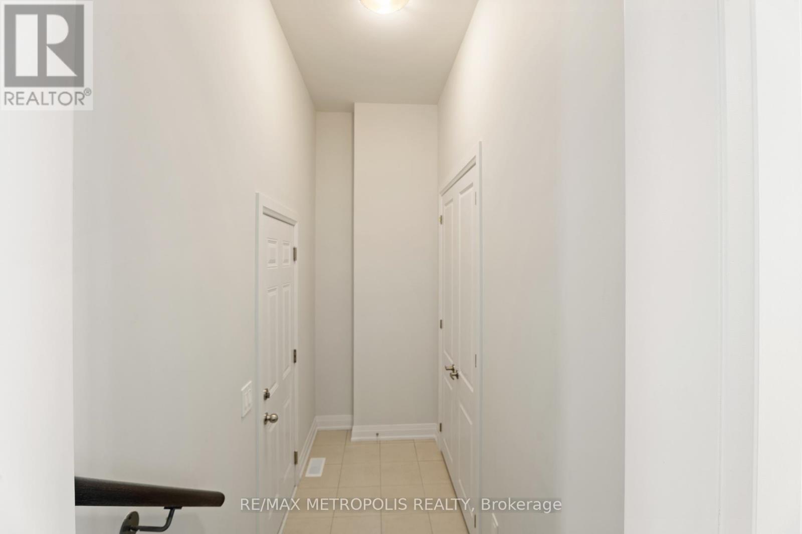 110 Butler Boulevard, Kawartha Lakes (Lindsay), Ontario  K9V 6A9 - Photo 7 - X12026826