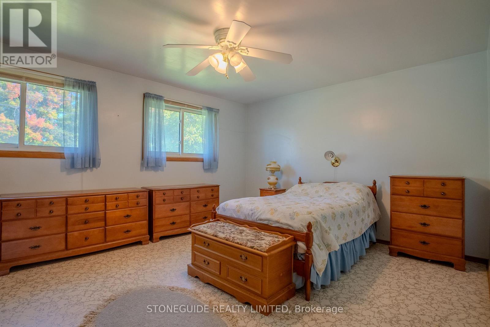 527 Lily Lake Road, Selwyn, Ontario  K9J 6X3 - Photo 15 - X12027097