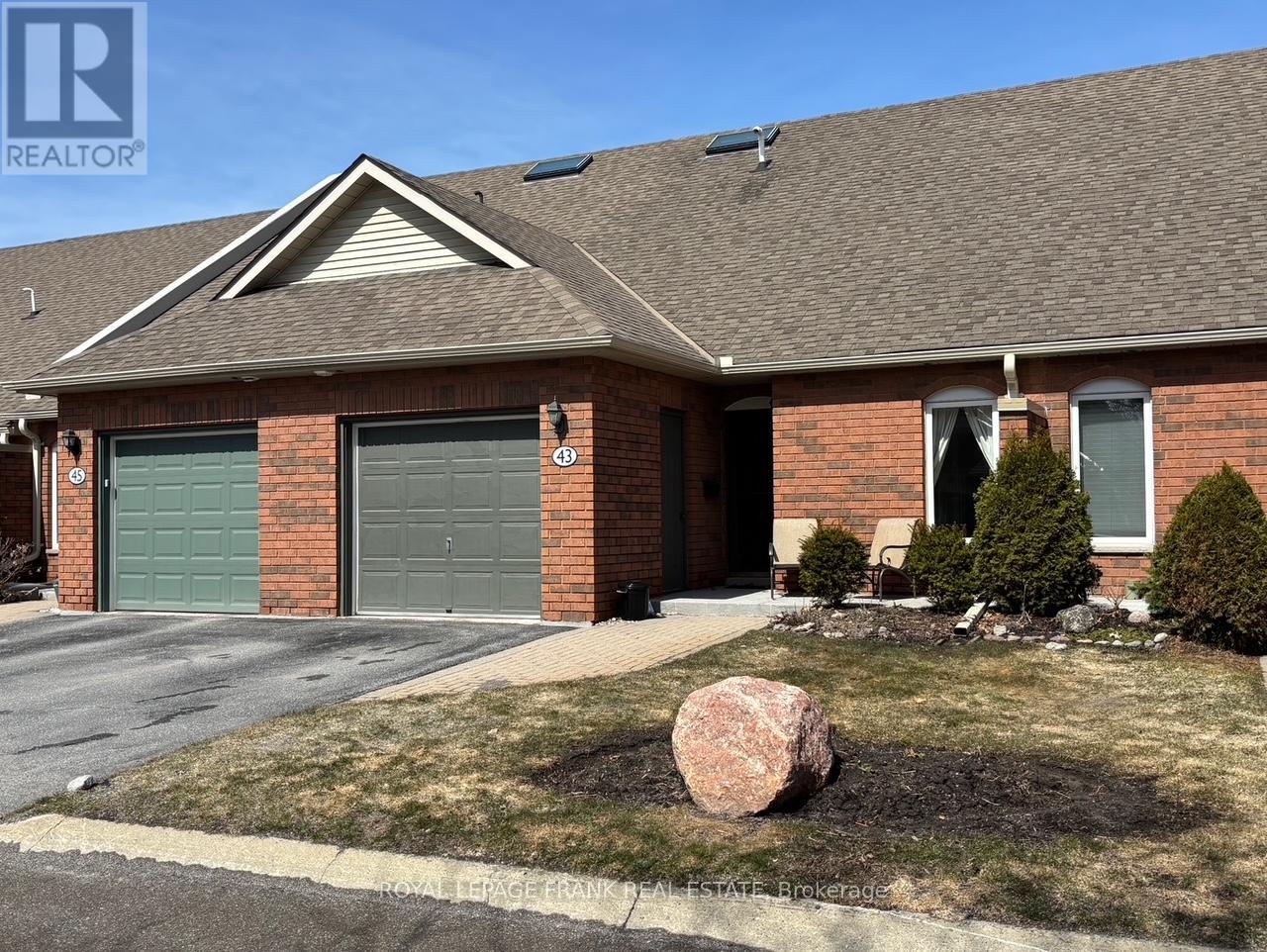 7 - 43 Charles Court, Selwyn, Ontario  K0L 2H0 - Photo 1 - X12027988