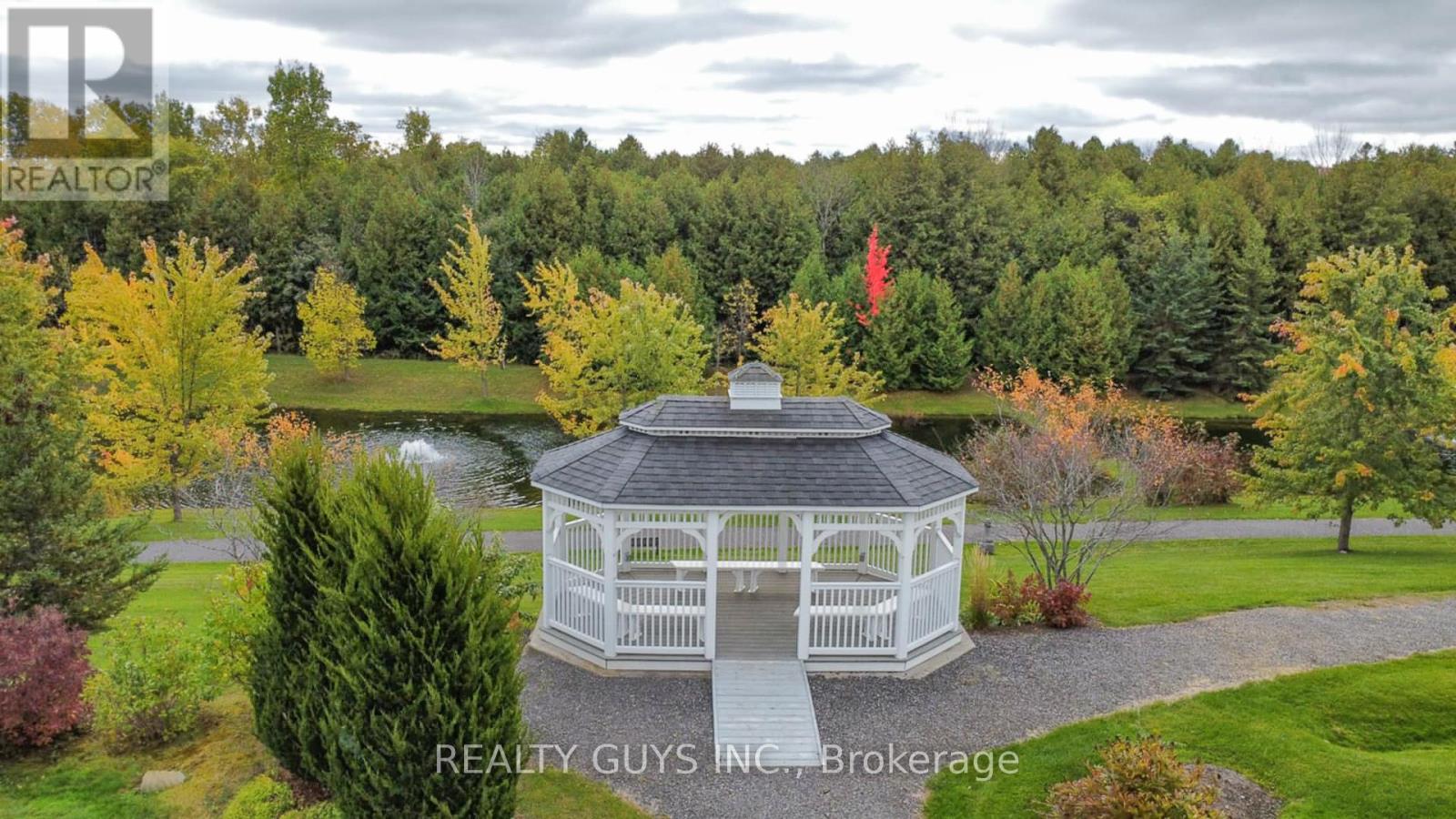 98 Village Crescent, Peterborough West (South), Ontario  K9J 0A9 - Photo 6 - X12028155