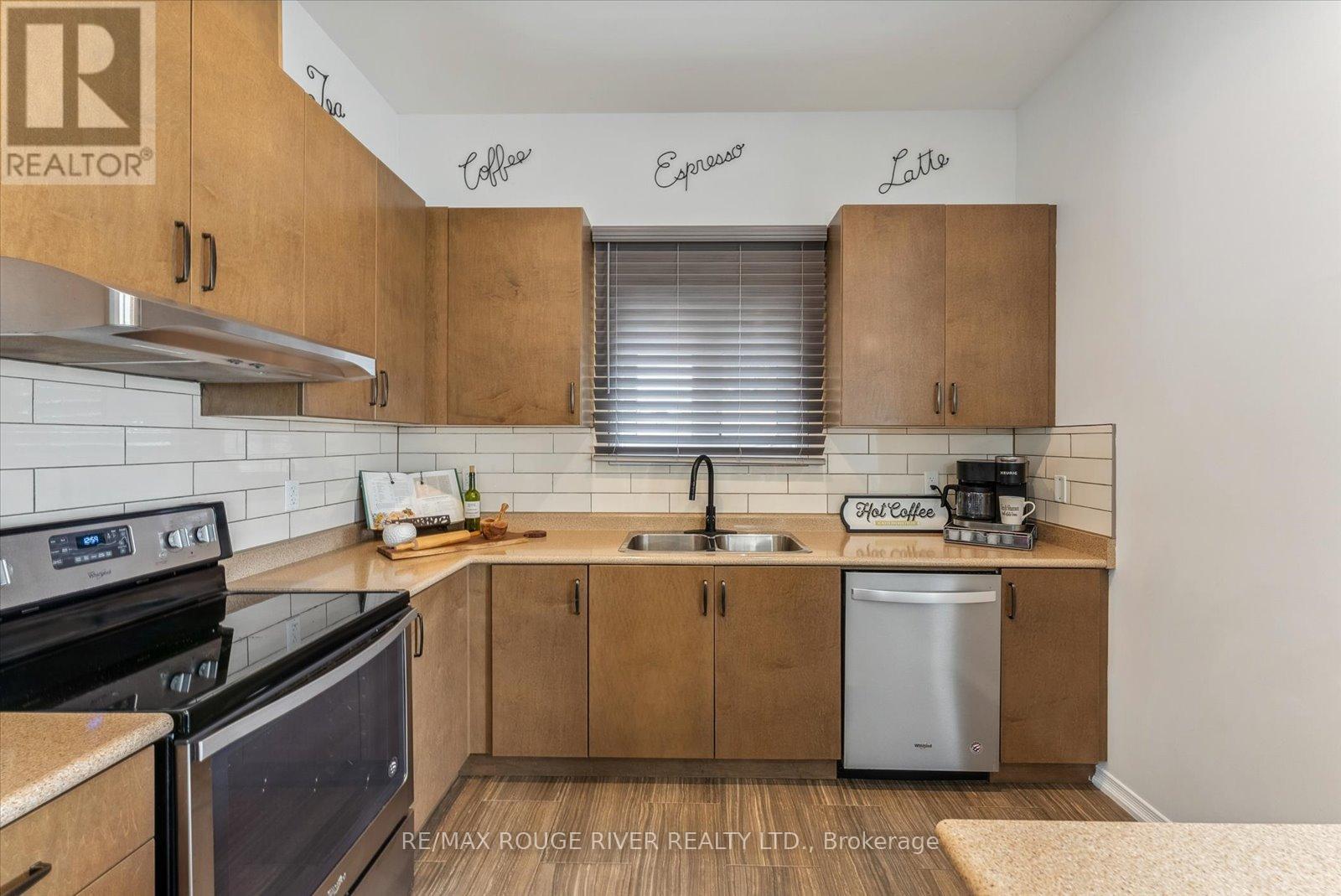 73 Songbird Crescent, Kawartha Lakes (Ops), Ontario  K9V 0A9 - Photo 12 - X12028325