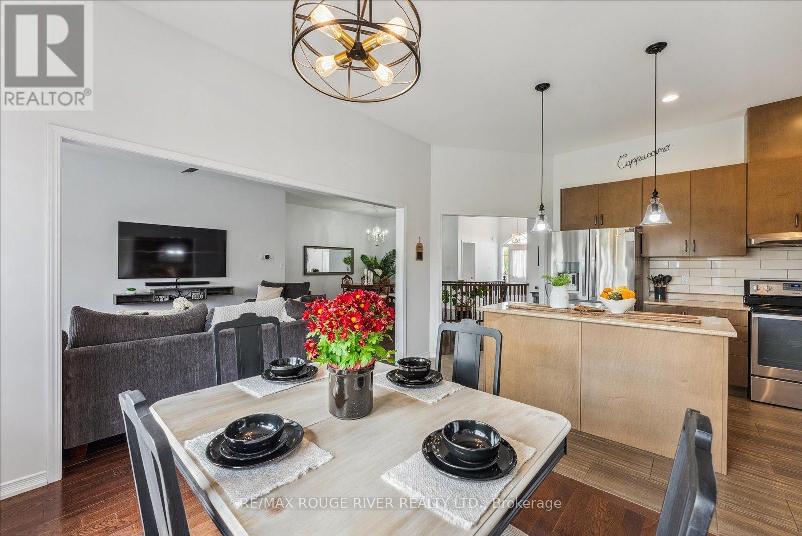 73 Songbird Crescent, Kawartha Lakes (Ops), Ontario  K9V 0A9 - Photo 15 - X12028325