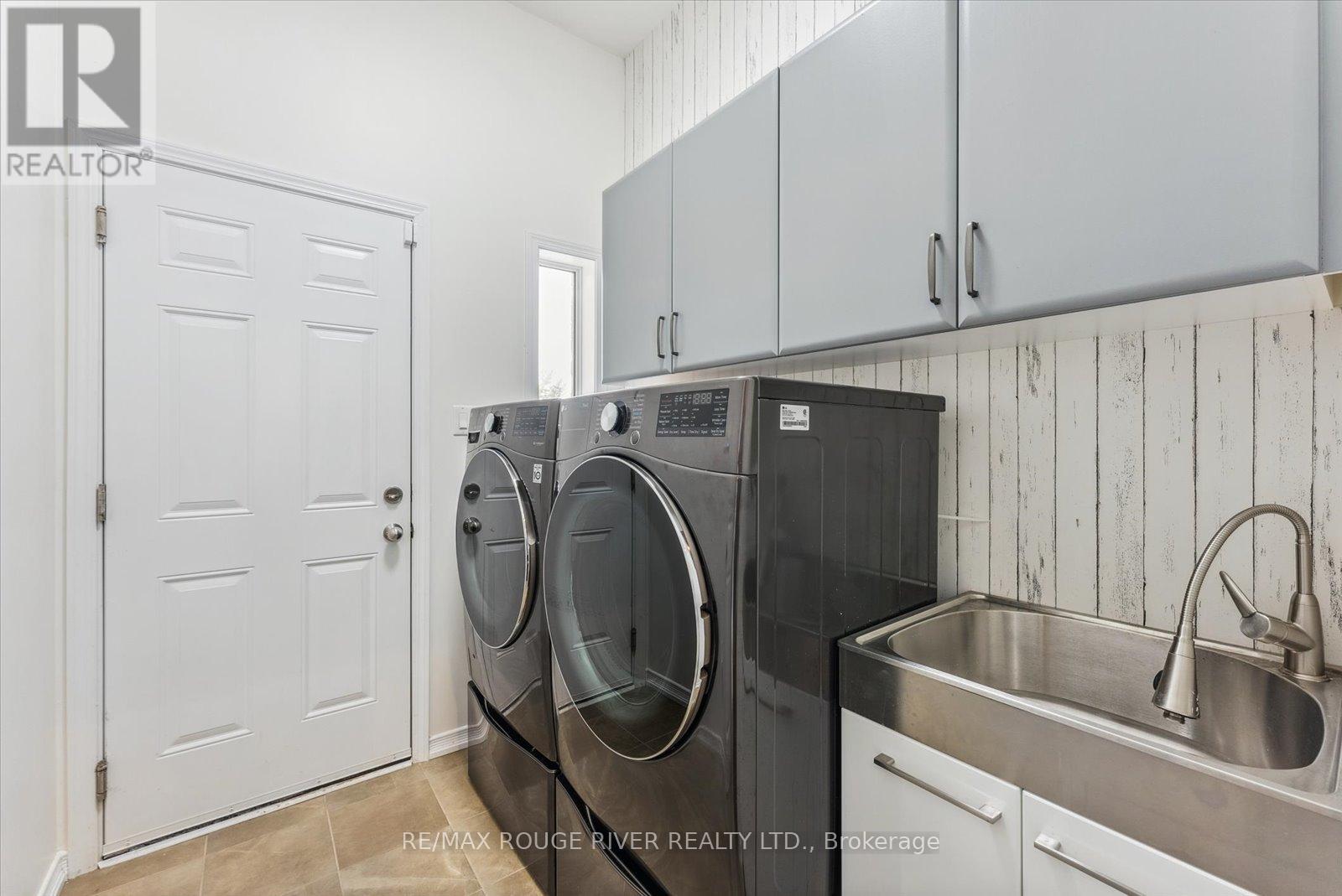 73 Songbird Crescent, Kawartha Lakes (Ops), Ontario  K9V 0A9 - Photo 18 - X12028325