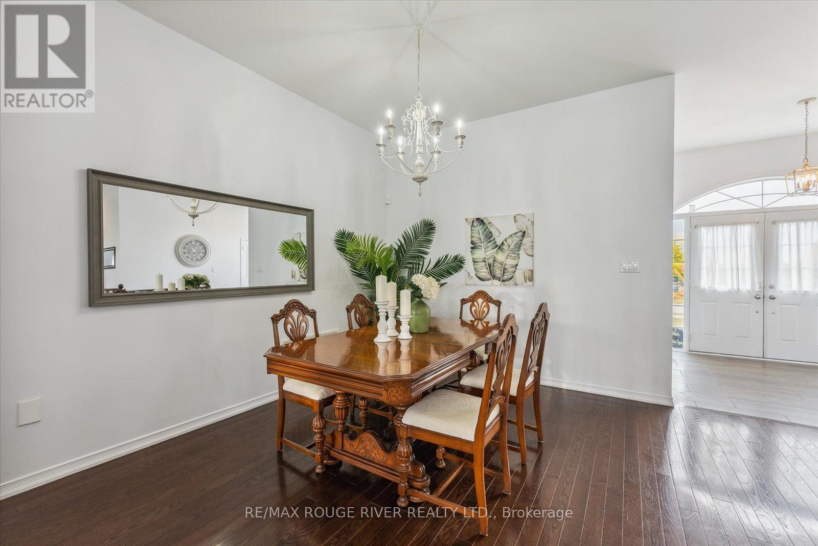 73 Songbird Crescent, Kawartha Lakes (Ops), Ontario  K9V 0A9 - Photo 3 - X12028325