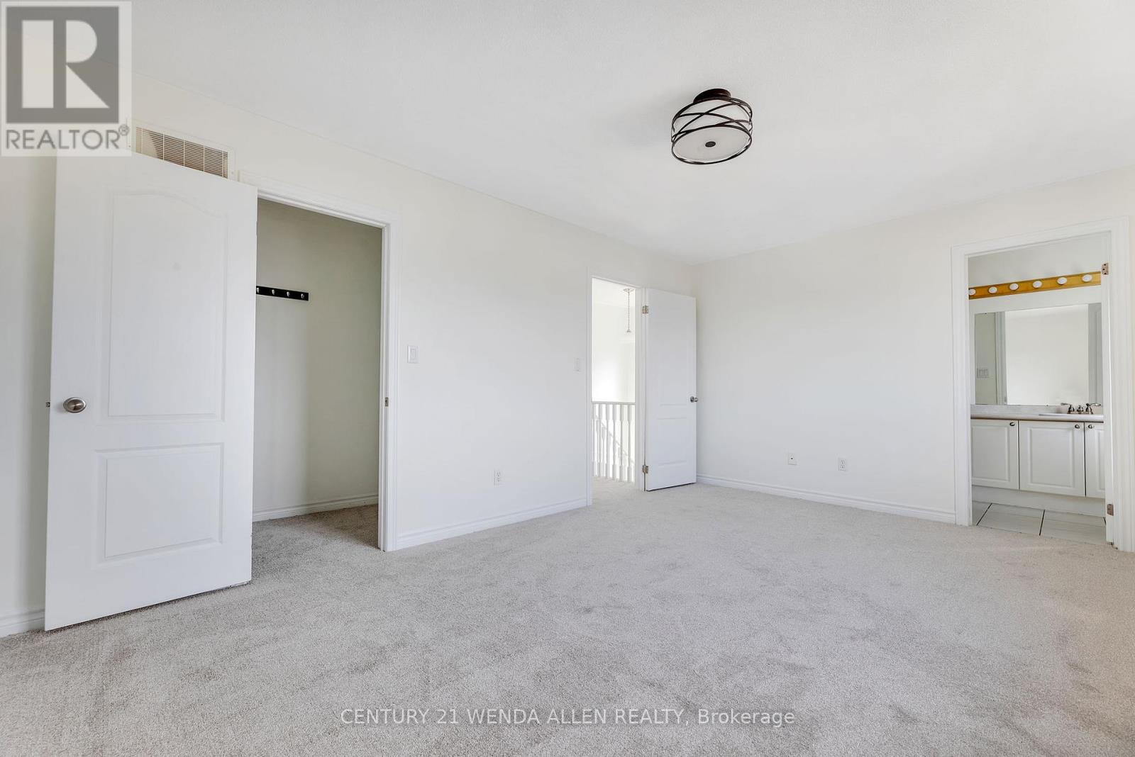33 Gunsolus Road, Kawartha Lakes (Ops), Ontario  K9V 0E4 - Photo 22 - X12028524