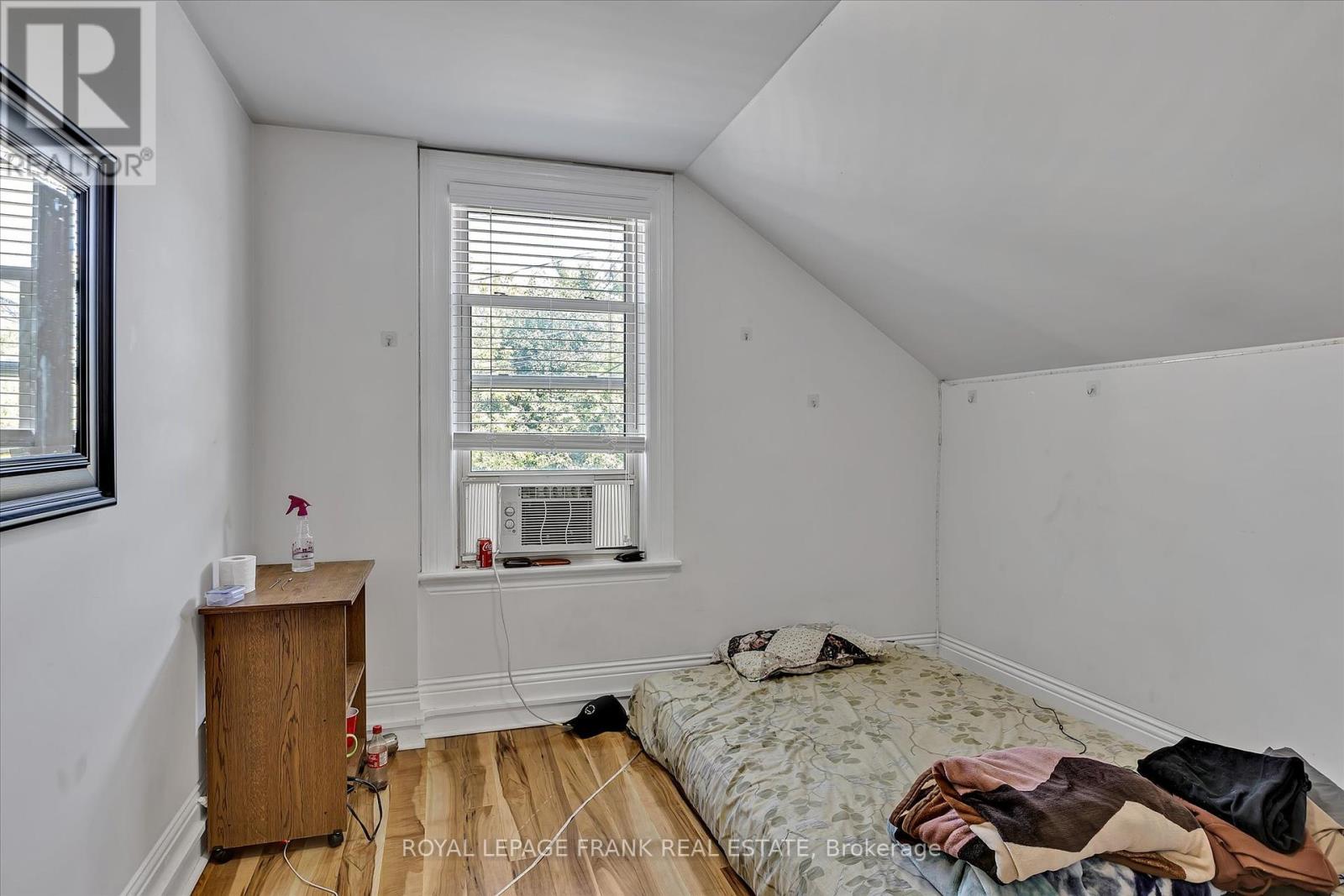 140 Antrim Street, Peterborough Central (North), Ontario  K9H 3G3 - Photo 24 - X12028635
