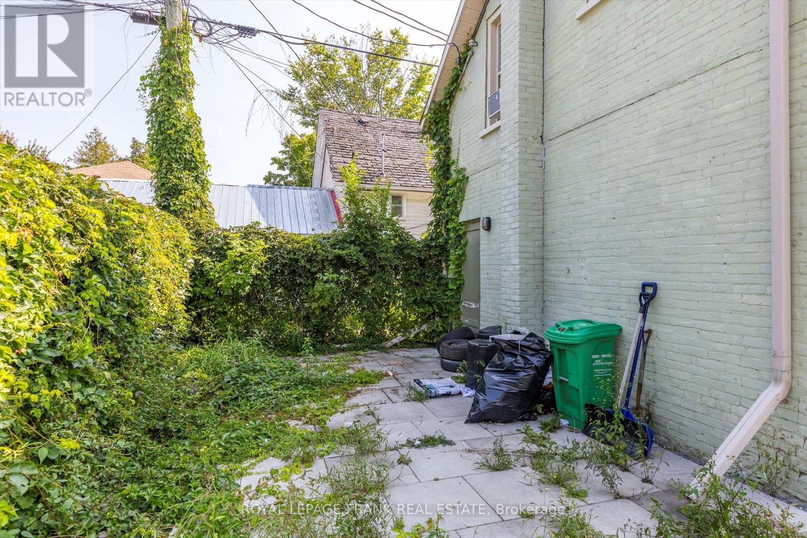 140 Antrim Street, Peterborough Central (North), Ontario  K9H 3G3 - Photo 31 - X12028635