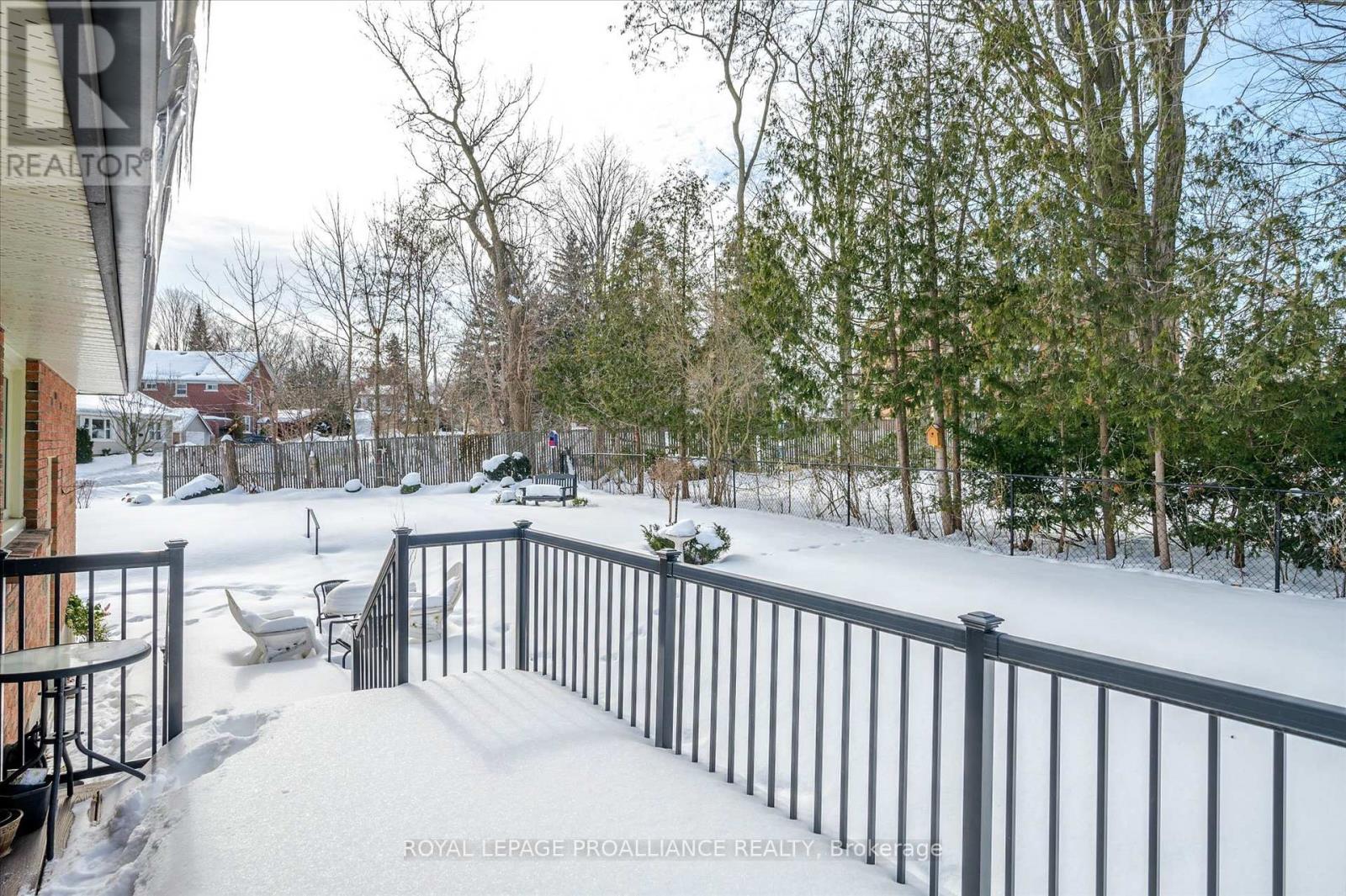 114 O'carroll Avenue, Peterborough North (South), Ontario  K9H 4V3 - Photo 25 - X12028761