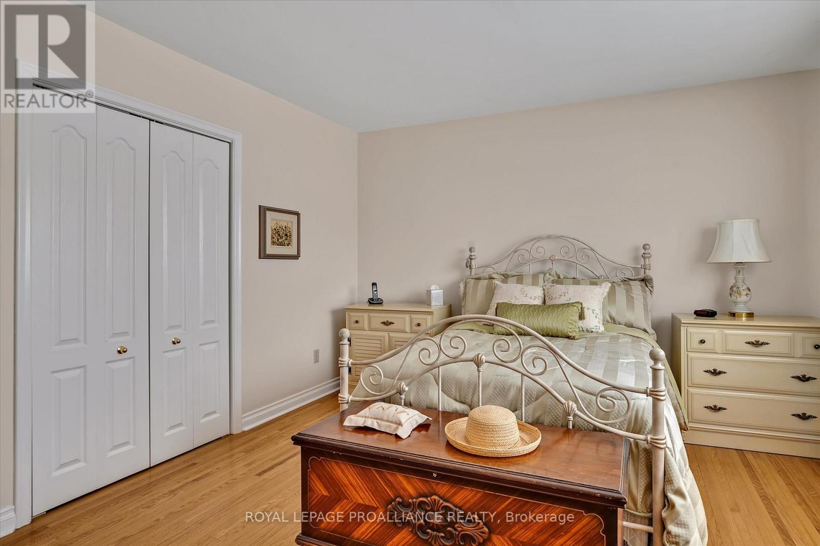 114 O'carroll Avenue, Peterborough North (South), Ontario  K9H 4V3 - Photo 34 - X12028761