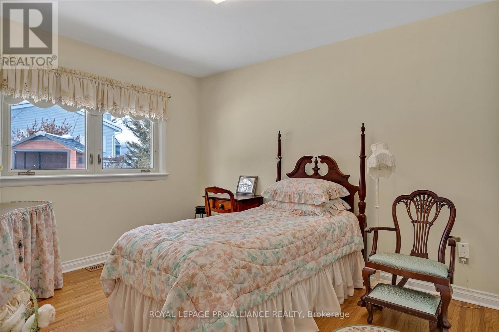 114 O'carroll Avenue, Peterborough North (South), Ontario  K9H 4V3 - Photo 38 - X12028761