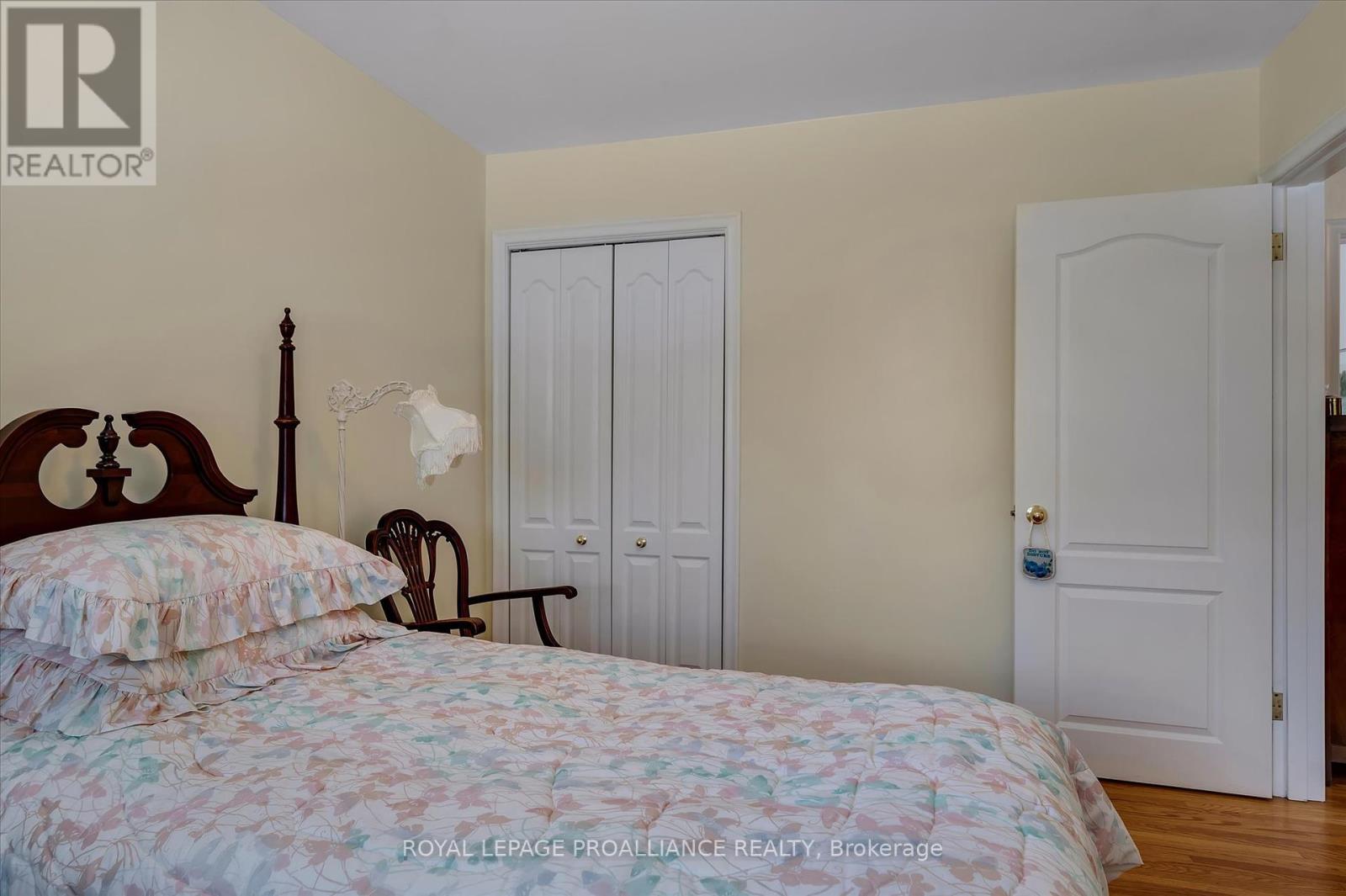 114 O'carroll Avenue, Peterborough North (South), Ontario  K9H 4V3 - Photo 40 - X12028761