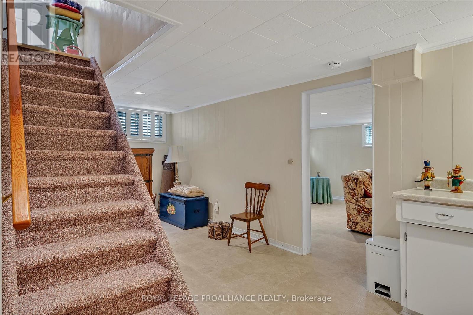 114 O'carroll Avenue, Peterborough North (South), Ontario  K9H 4V3 - Photo 43 - X12028761