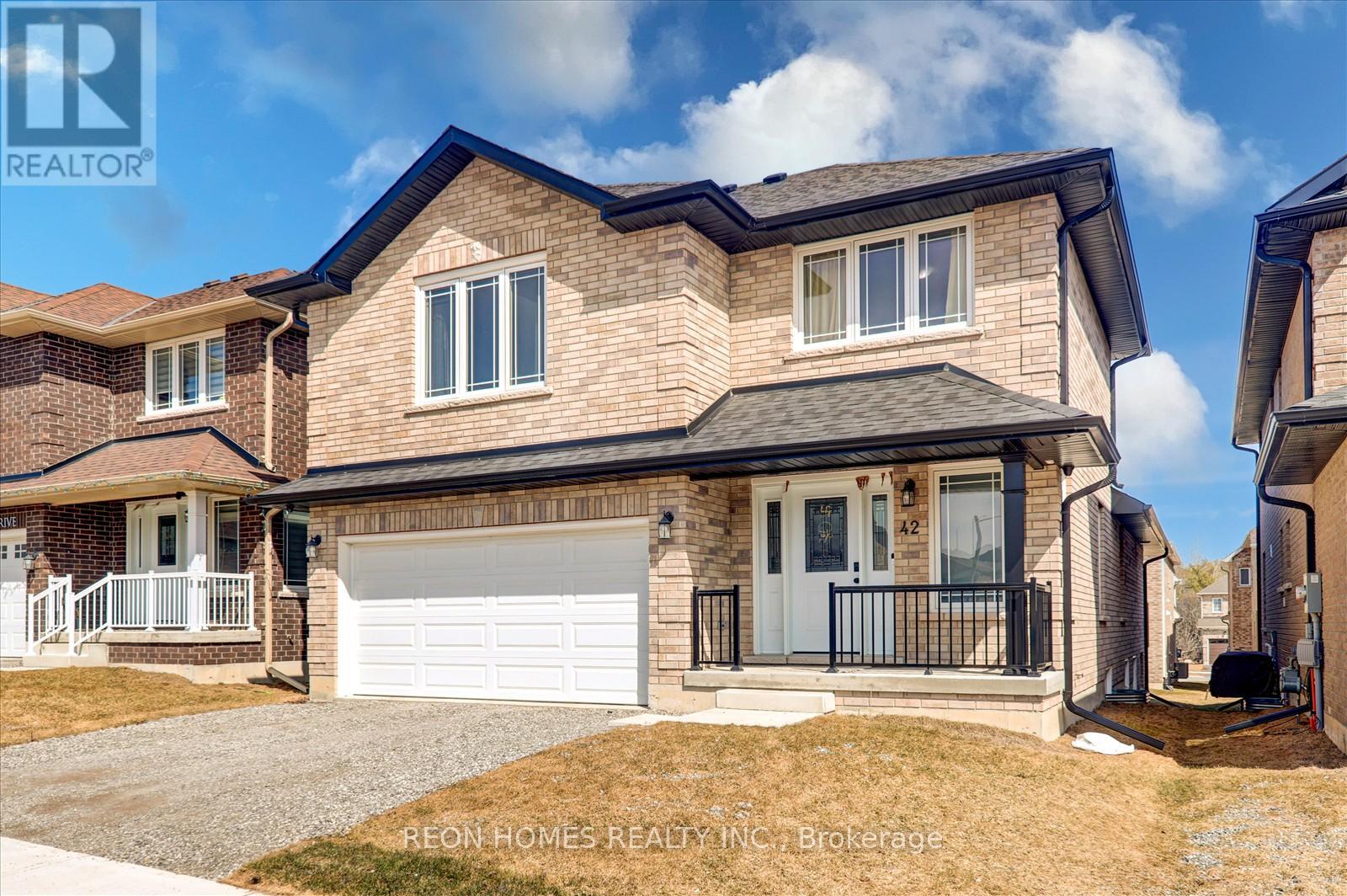 42 York Drive, Peterborough North (North), Ontario  K9H 5B9 - Photo 2 - X12029264
