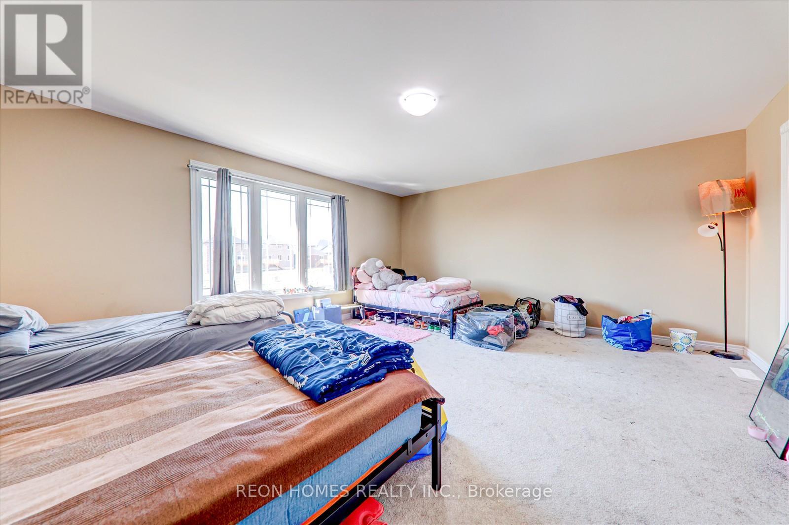 42 York Drive, Peterborough North (North), Ontario  K9H 5B9 - Photo 23 - X12029264