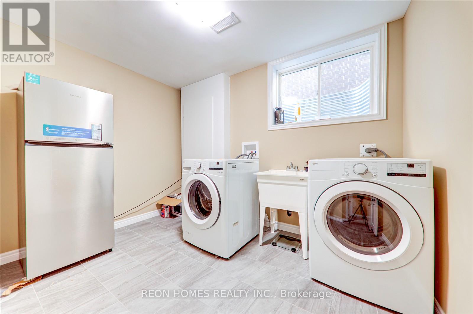 42 York Drive, Peterborough North (North), Ontario  K9H 5B9 - Photo 37 - X12029264
