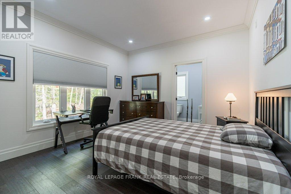 4006 County Rd 36, Trent Lakes, Ontario  K0L 1J0 - Photo 27 - X12029338