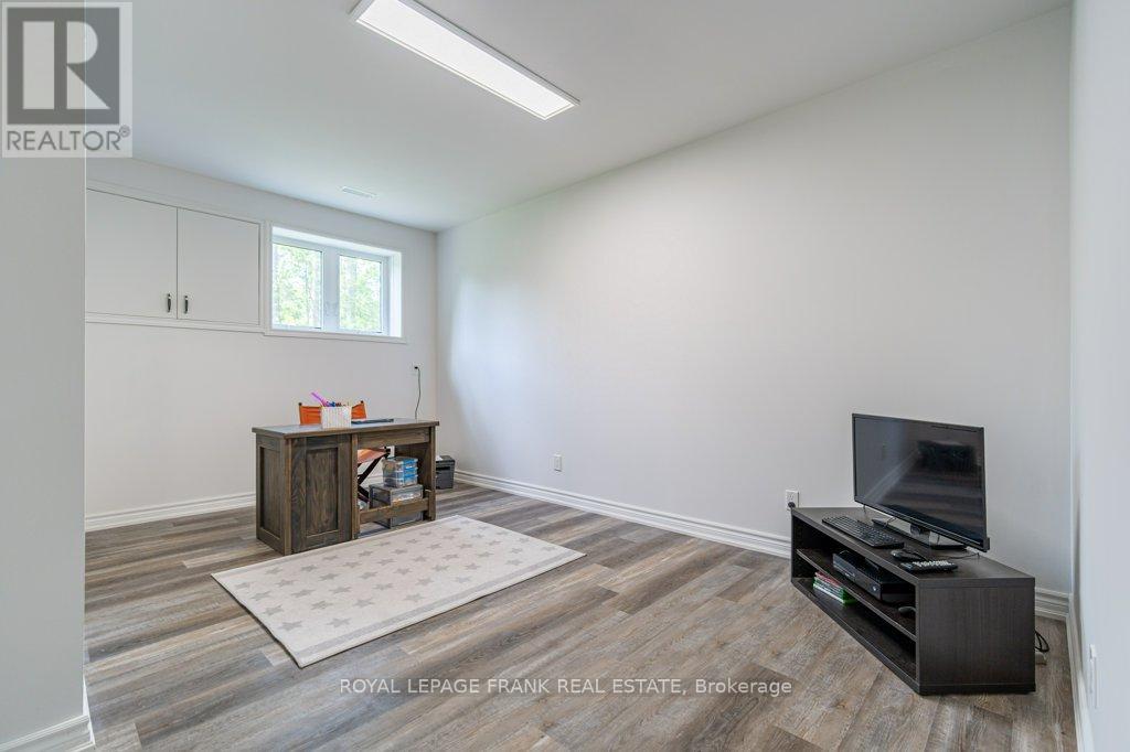 4006 County Rd 36, Trent Lakes, Ontario  K0L 1J0 - Photo 41 - X12029338