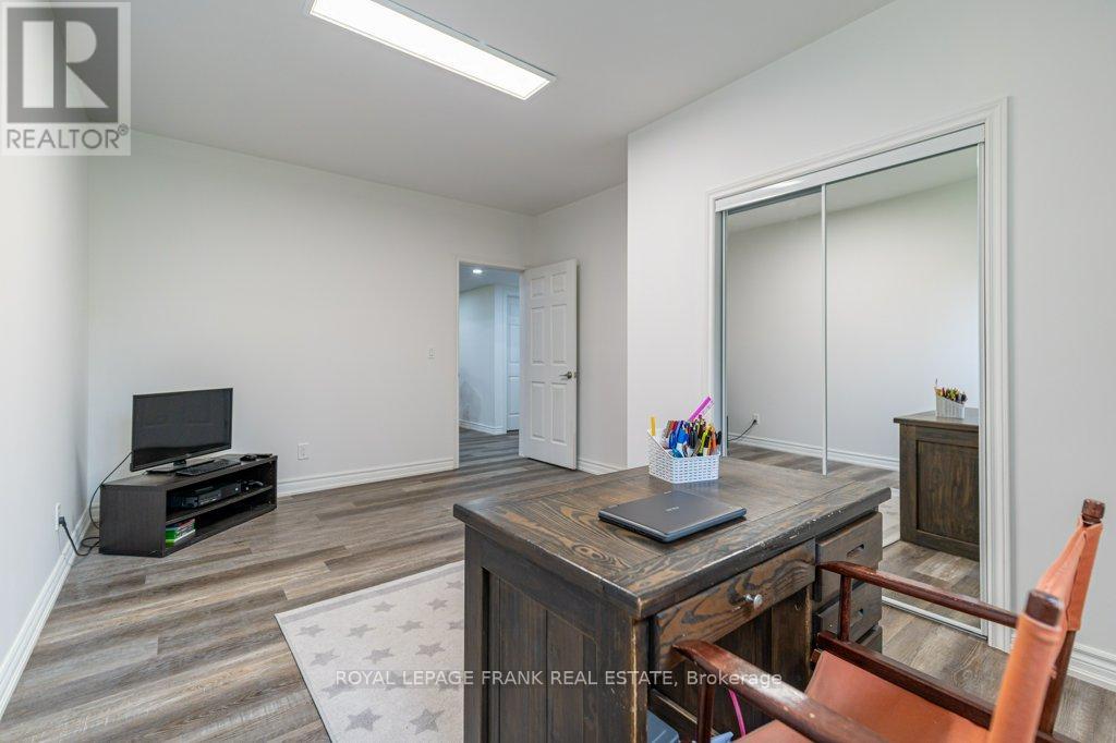 4006 County Rd 36, Trent Lakes, Ontario  K0L 1J0 - Photo 42 - X12029338