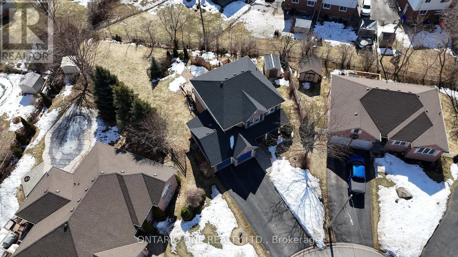 16 Wood Court, Kawartha Lakes (Lindsay), Ontario  K9V 6J4 - Photo 5 - X12030619