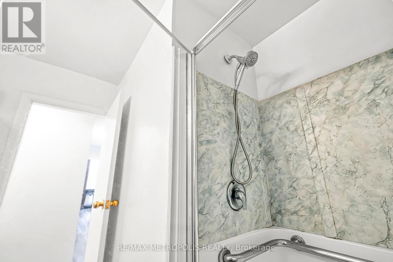 5400 Regional Rd 18, Clarington, Ontario  L0A 1J0 - Photo 22 - E12033154