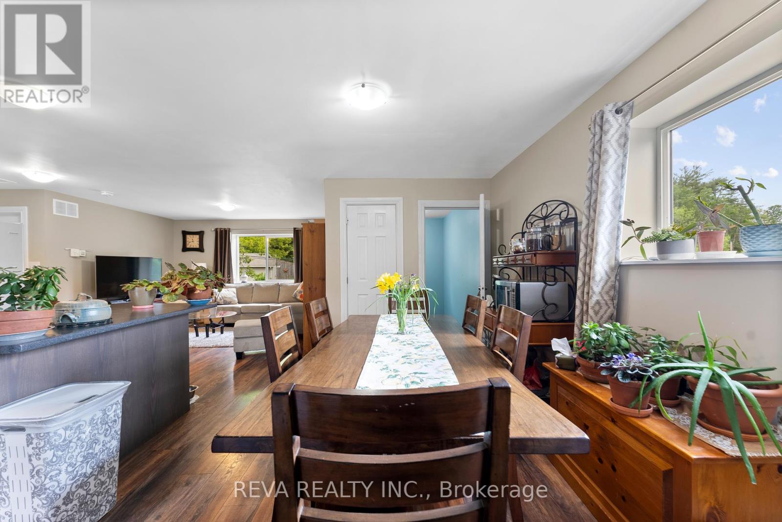64 Bridge Street E, Bancroft (Bancroft Ward), Ontario  K0L 1C0 - Photo 4 - X12033968
