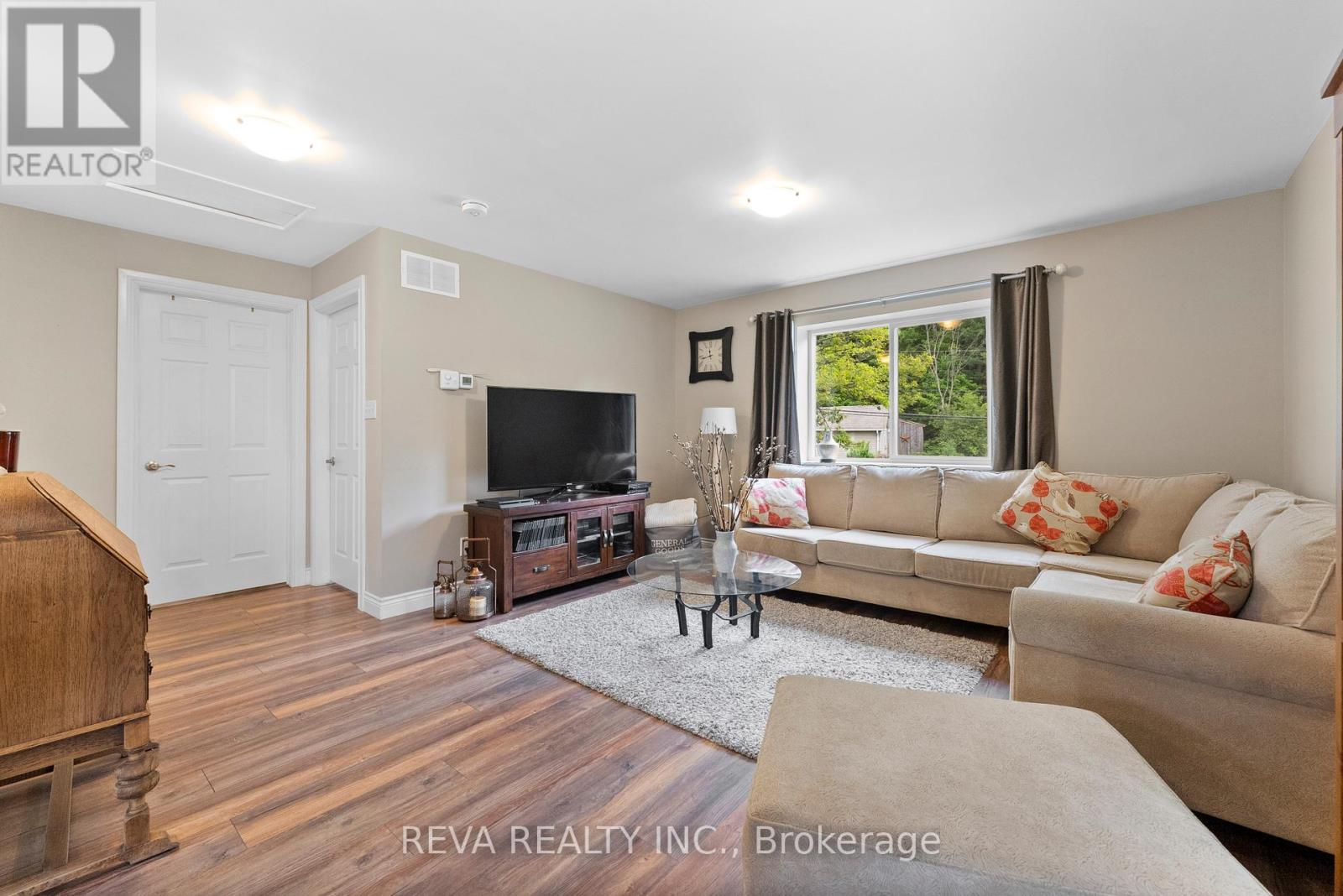 64 Bridge Street E, Bancroft (Bancroft Ward), Ontario  K0L 1C0 - Photo 6 - X12033968