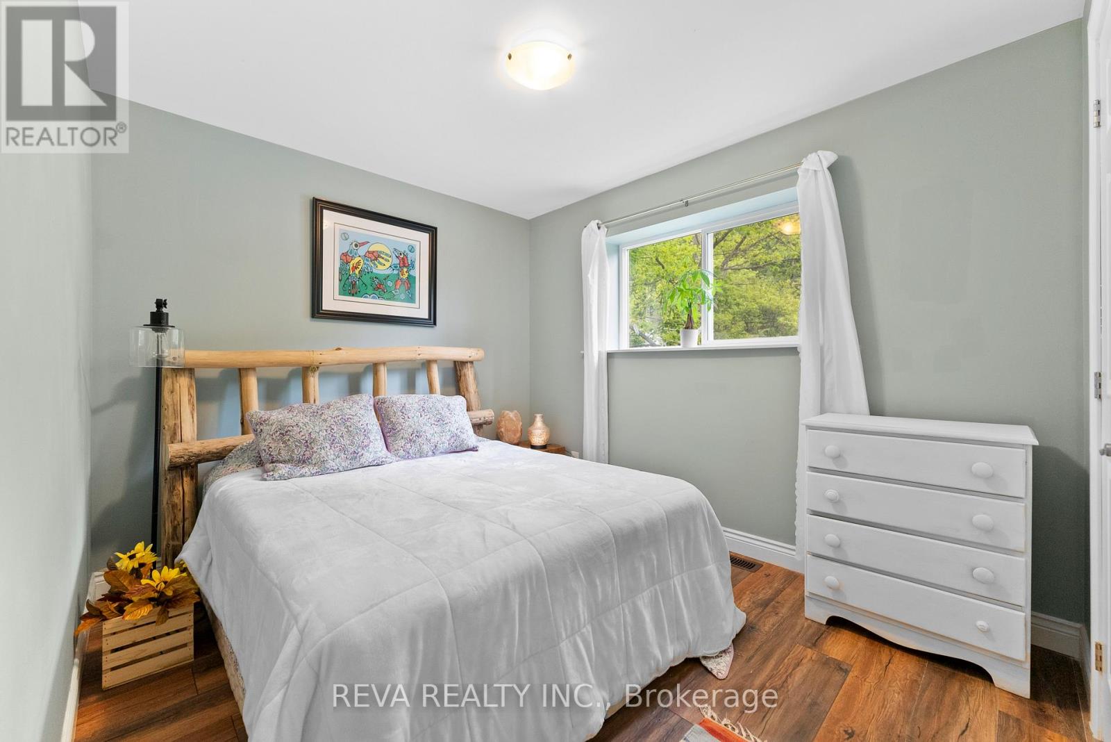64 Bridge Street E, Bancroft (Bancroft Ward), Ontario  K0L 1C0 - Photo 9 - X12033968