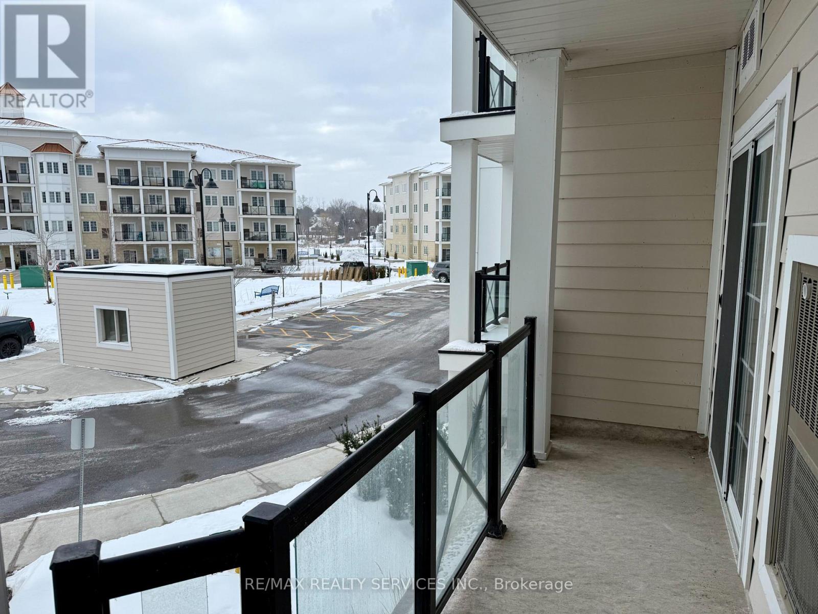 229 - 50 Lakebreeze Drive, Clarington (Newcastle), Ontario  L1B 1N4 - Photo 12 - E12035893