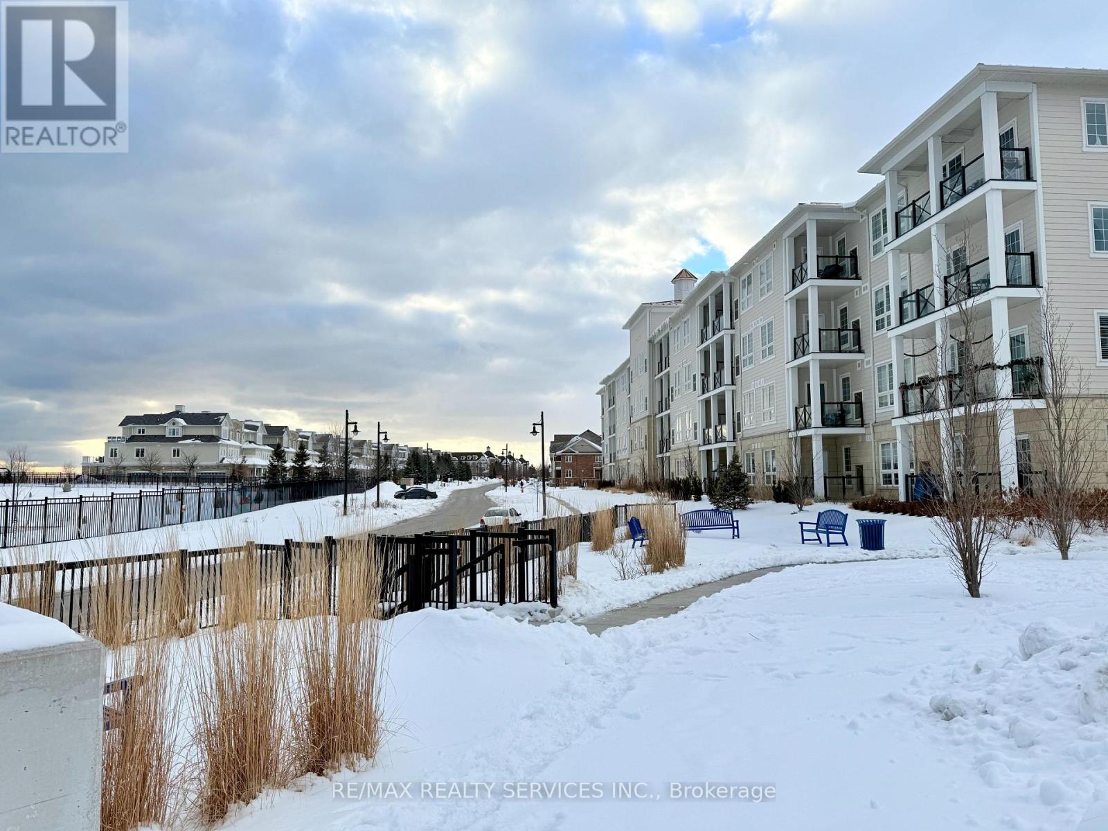 229 - 50 Lakebreeze Drive, Clarington (Newcastle), Ontario  L1B 1N4 - Photo 25 - E12035893