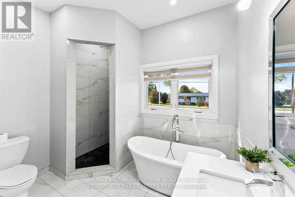 1037 East Communication Road, Selwyn, Ontario  K0L 1H0 - Photo 19 - X12035955