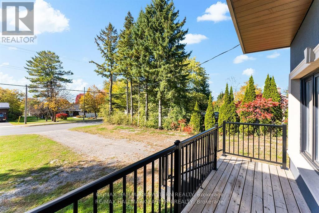 1037 East Communication Road, Selwyn, Ontario  K0L 1H0 - Photo 7 - X12035955