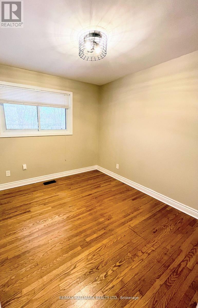 587 Spillsbury Drive, Peterborough West (South), Ontario  K9K 1K5 - Photo 13 - X12037815